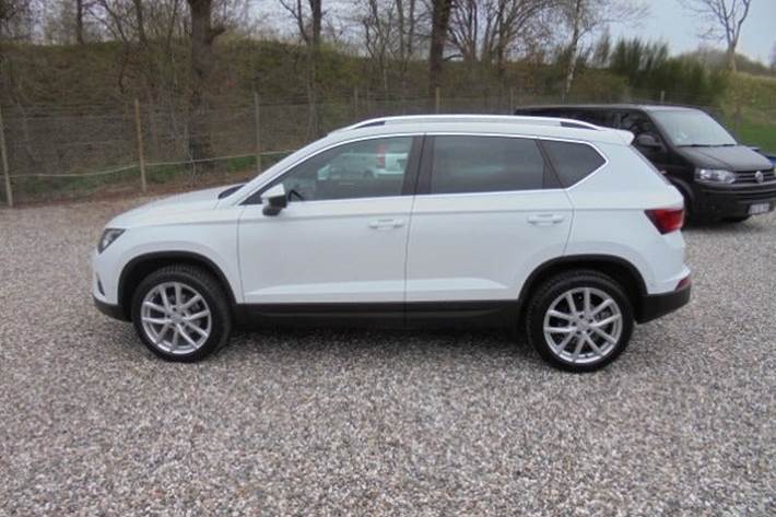 Hvid Seat Ateca fra 2020
