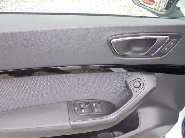 Hvid Seat Ateca fra 2020