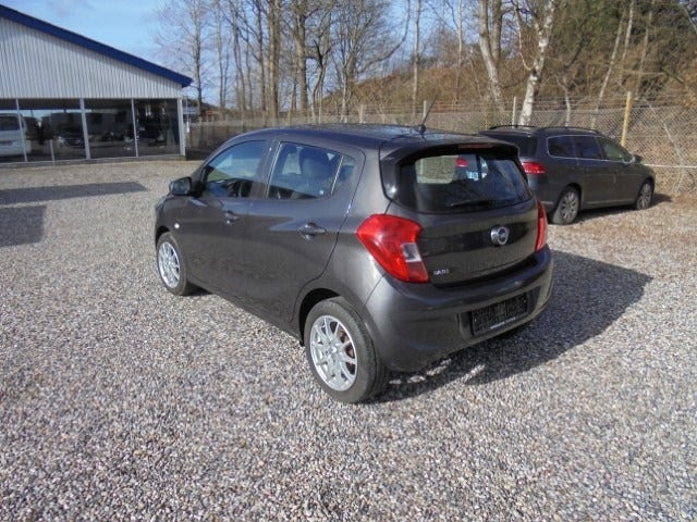 Grå Opel Karl fra 2016
