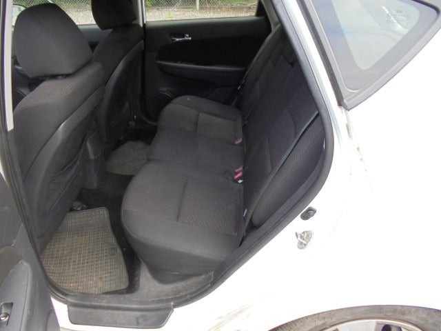 Hvid Hyundai i30 fra 2010