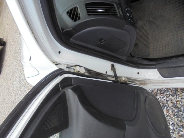 Hvid Hyundai i30 fra 2010