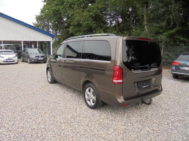 Brun Mercedes V250 d fra 2015