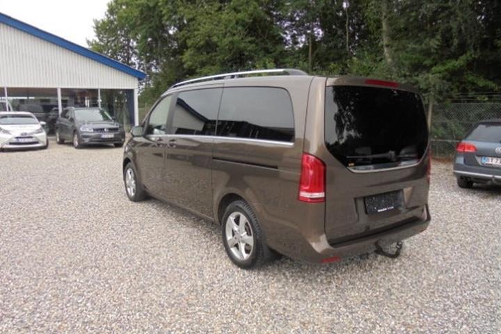 Brun Mercedes V250 d fra 2015