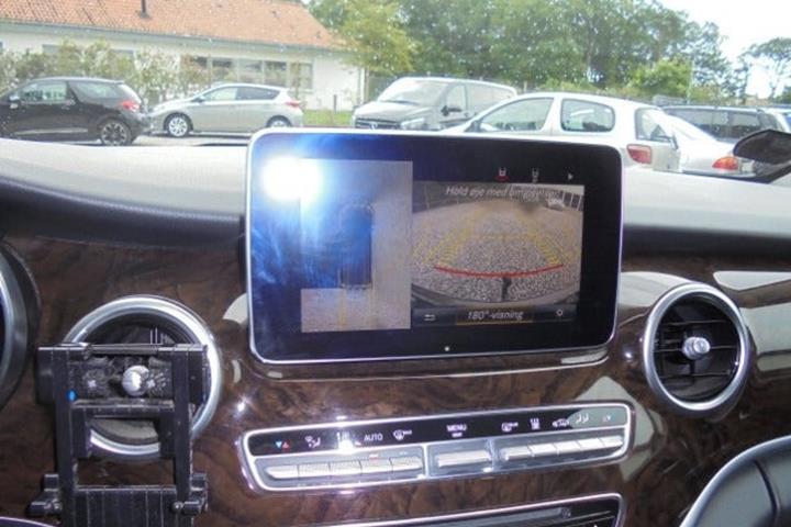 Brun Mercedes V250 d fra 2015
