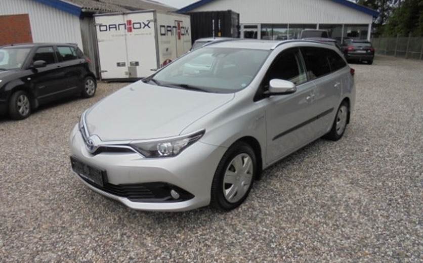 Toyota Auris 1,8 Hybrid H1 Touring Sports CVT