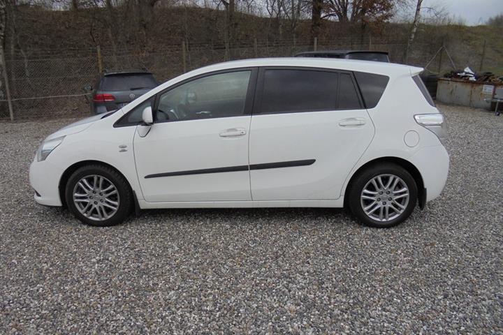 undefined Toyota Verso fra 2013