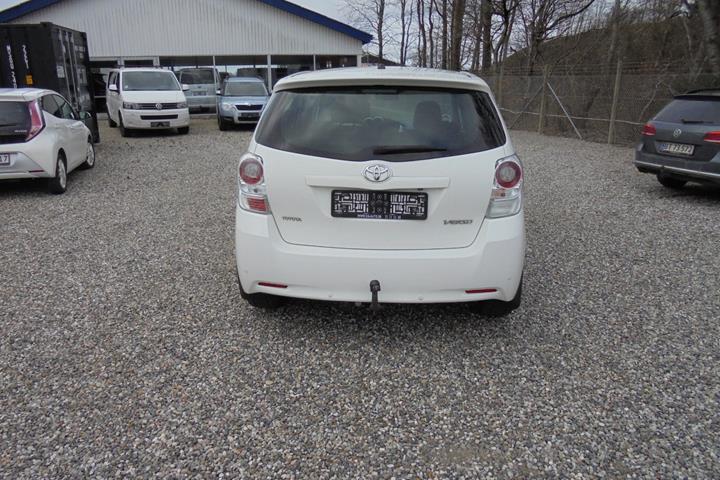 undefined Toyota Verso fra 2013