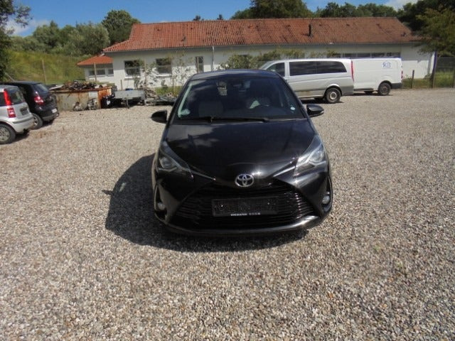 Sort Toyota Yaris fra 2019