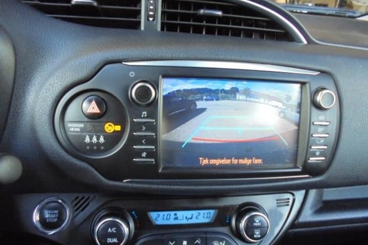 Sort Toyota Yaris fra 2019