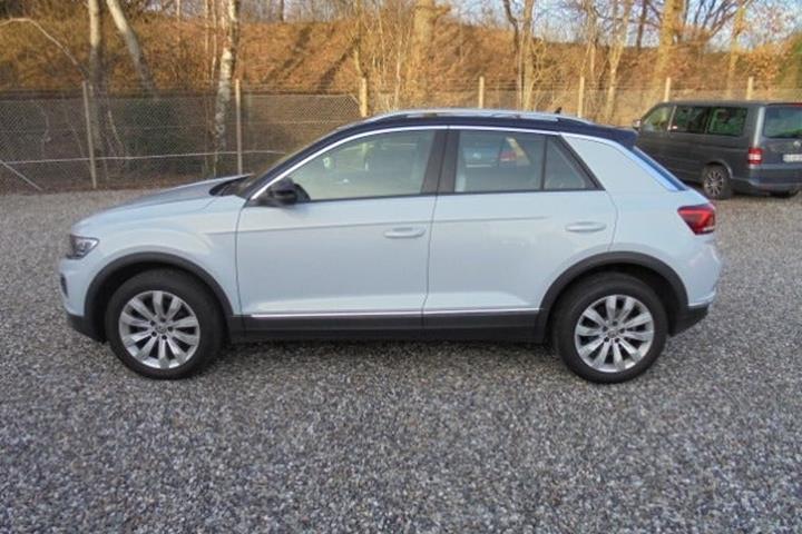 Beige VW T-Roc fra 2020