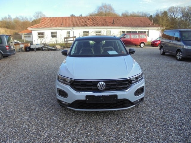 Beige VW T-Roc fra 2020