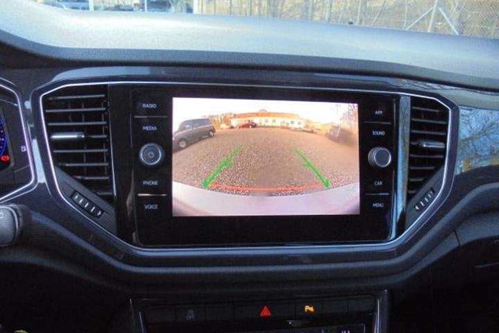 Beige VW T-Roc fra 2020