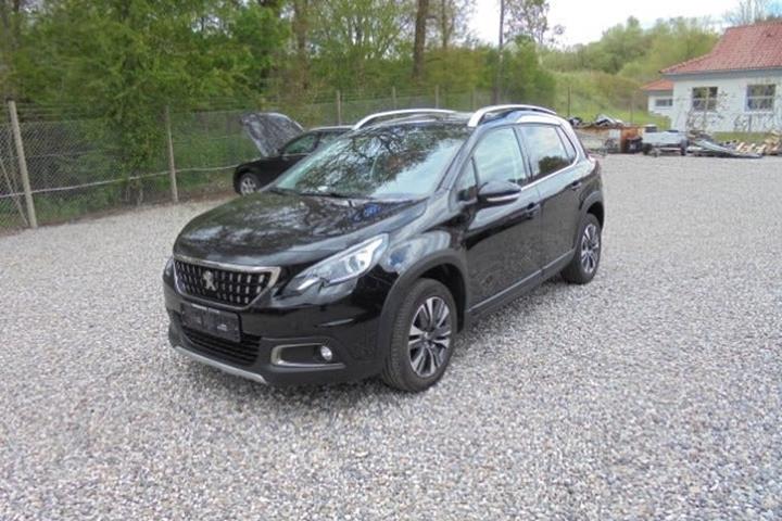 Sort Peugeot 2008 fra 2017 set udefra