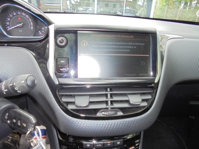 Sort Peugeot 2008 fra 2017