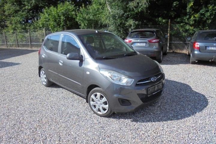 Grå Hyundai i10 fra 2013