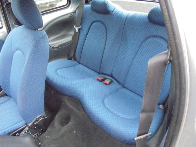Sølv Ford Ka fra 2004
