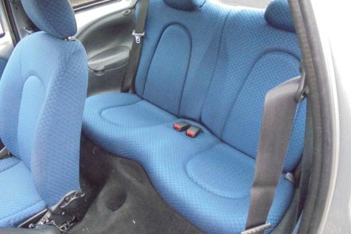 Sølv Ford Ka fra 2004