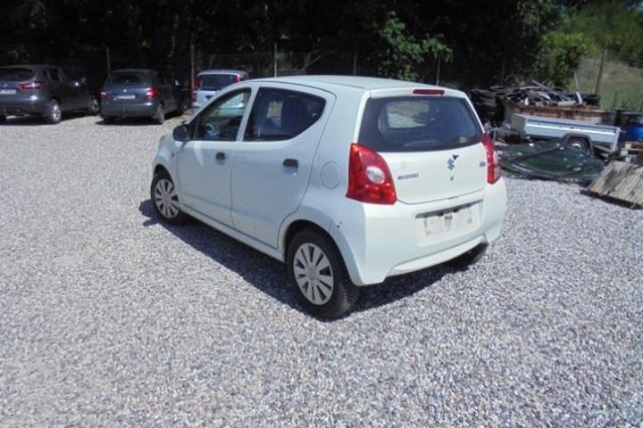 Hvid Suzuki Alto fra 2012