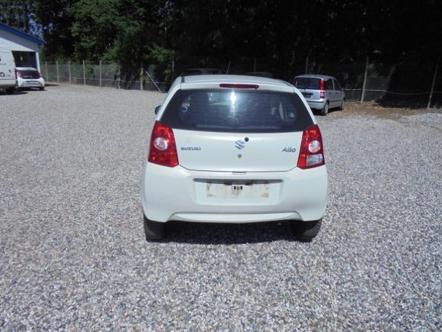Hvid Suzuki Alto fra 2012