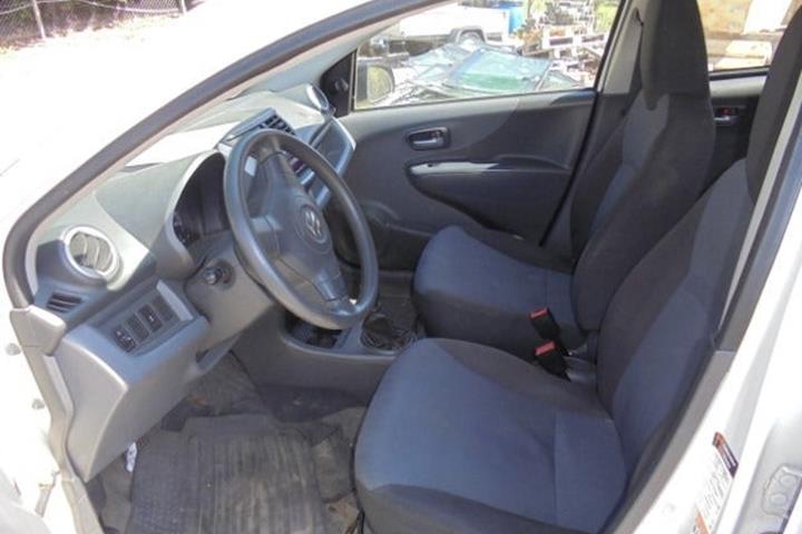 Hvid Suzuki Alto fra 2012