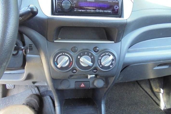 Hvid Suzuki Alto fra 2012