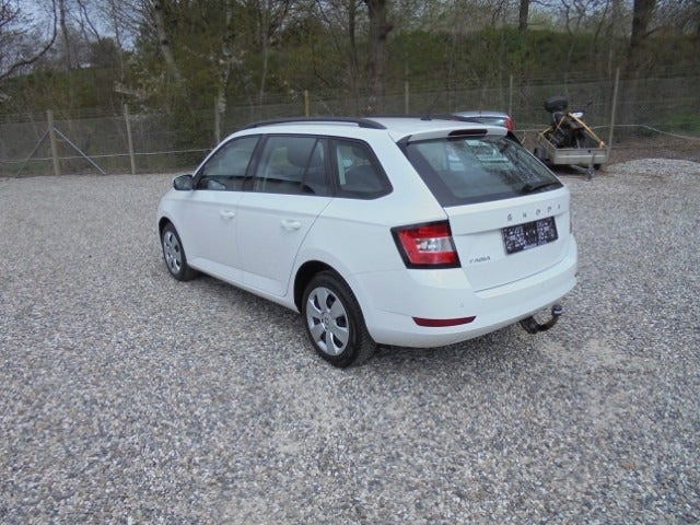 Hvid Skoda Fabia fra 2020