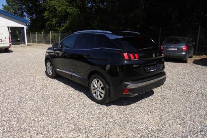 Sort Peugeot 3008 fra 2020