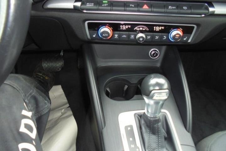 Sort Audi A3 fra 2018