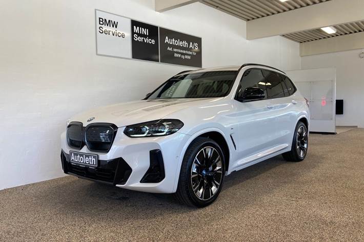 Hvid BMW iX3 fra 2024
