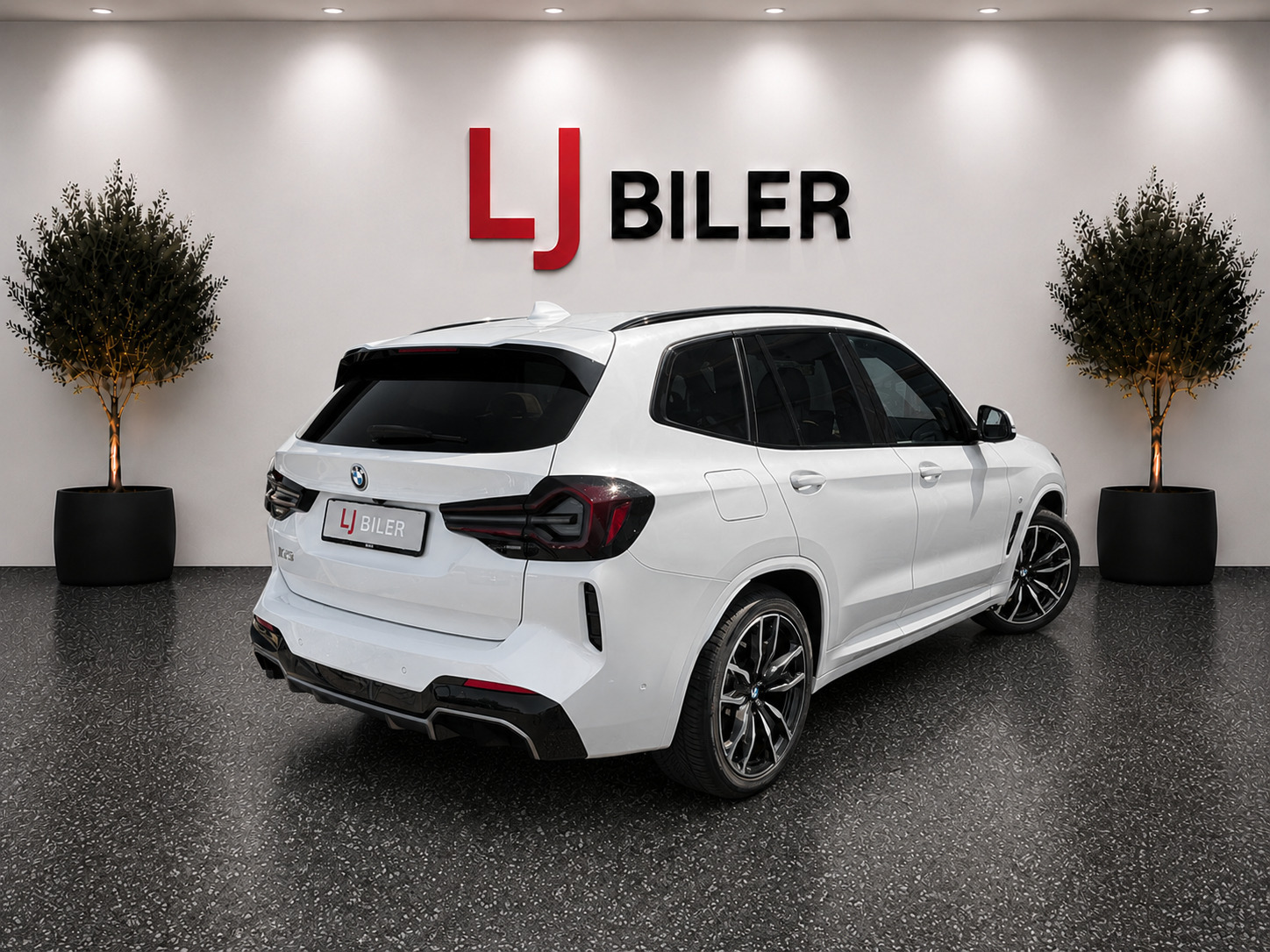 Hvid BMW iX3 fra 2022