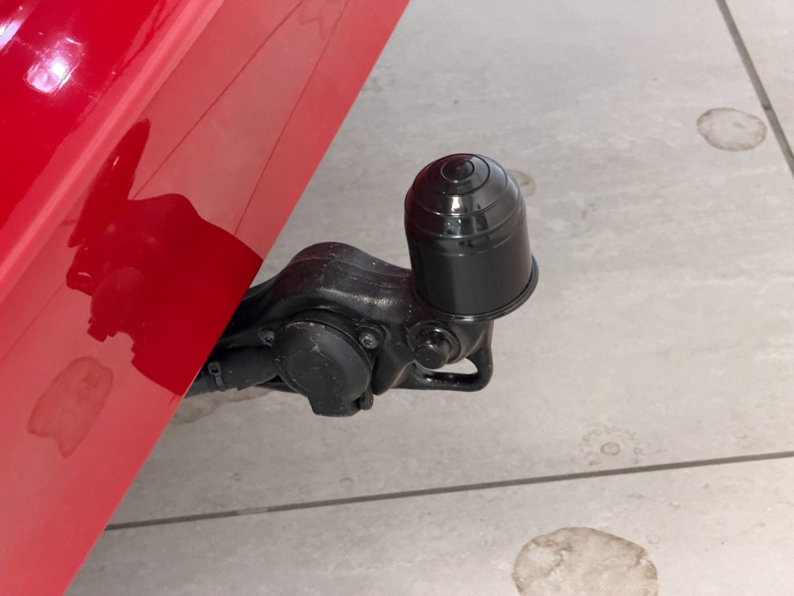 Rød VW ID.Buzz fra 2025