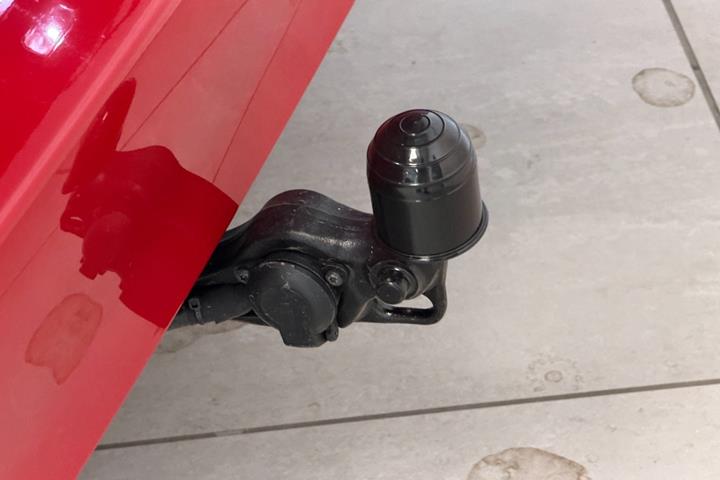 Rød VW ID.Buzz fra 2025