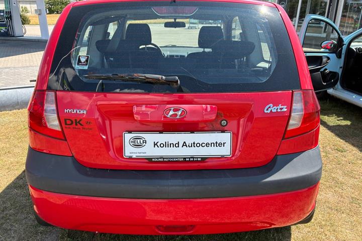 Rød Hyundai Getz fra 2008
