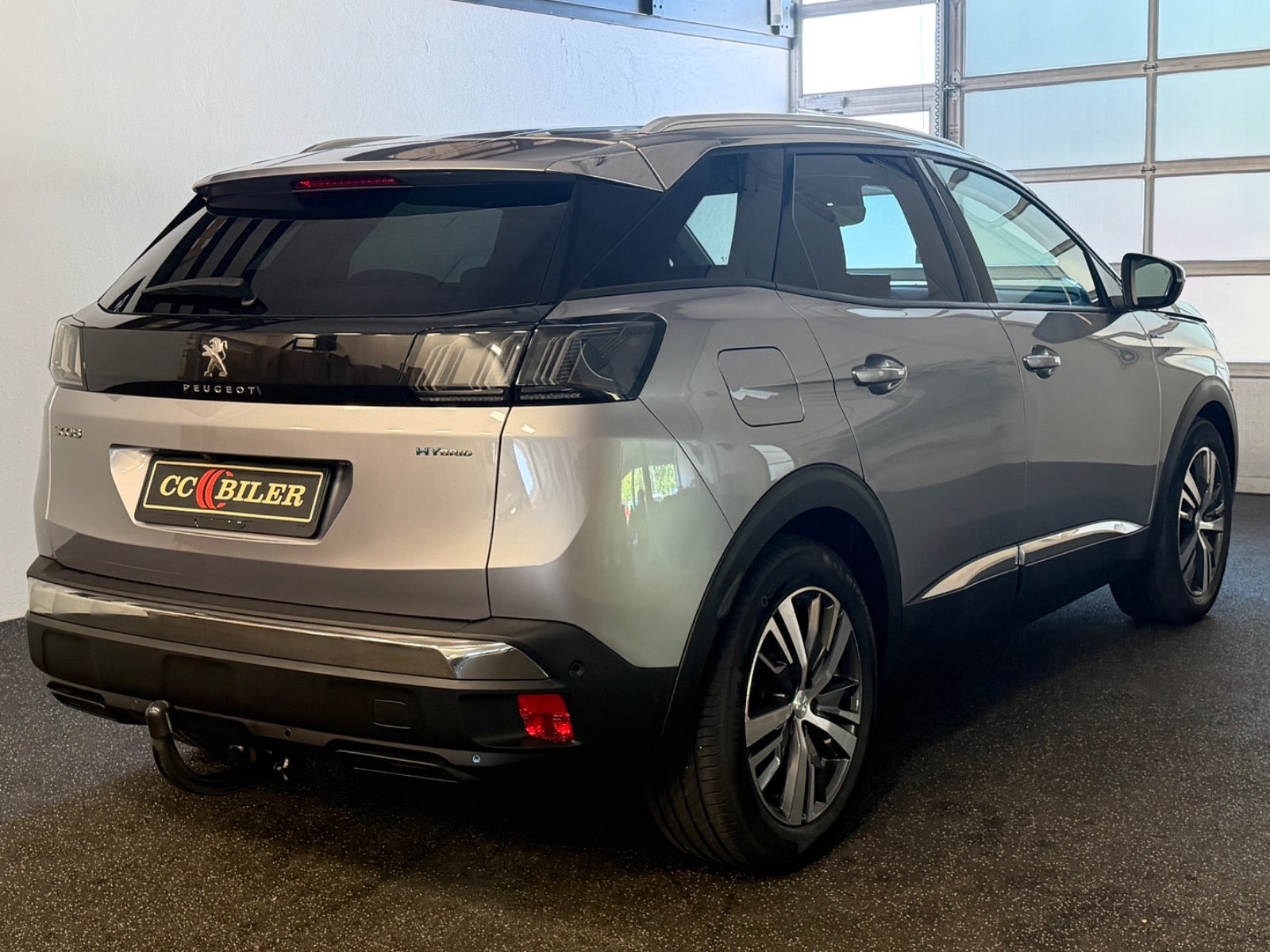 Sølv Peugeot 3008 fra 2021