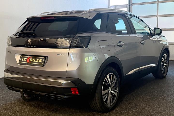 Sølv Peugeot 3008 fra 2021
