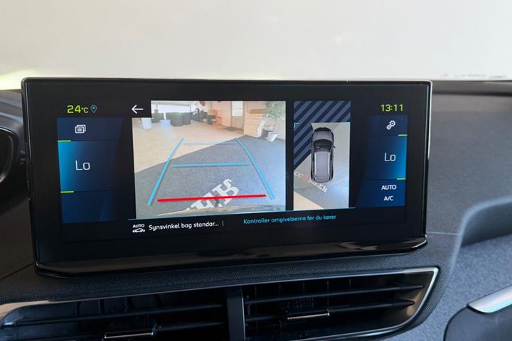 Sølv Peugeot 3008 fra 2021