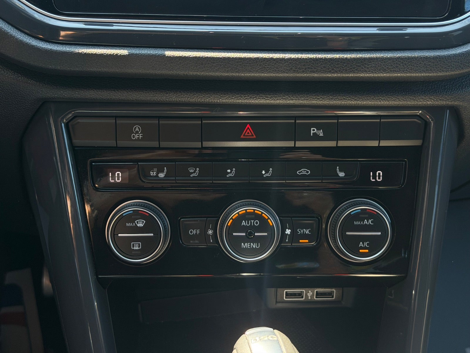 Grå VW T-Roc fra 2018