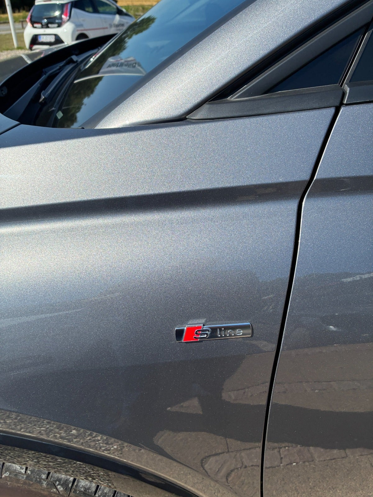 undefined Audi Q4 e-tron fra 2024