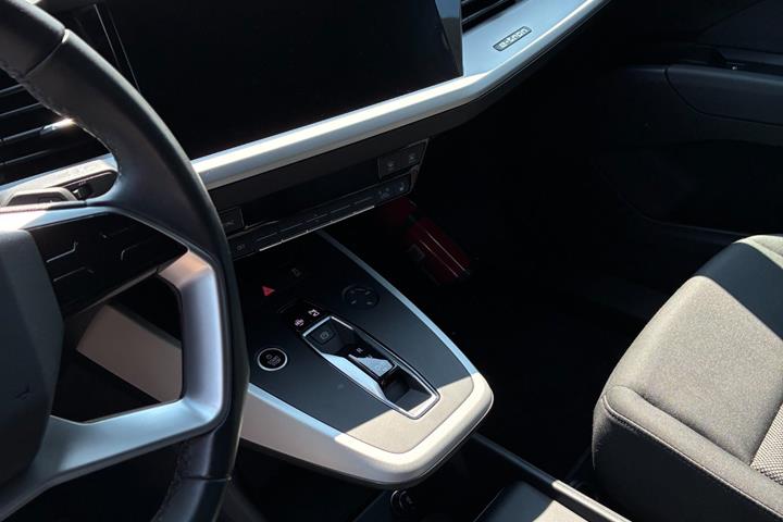 undefined Audi Q4 e-tron fra 2024