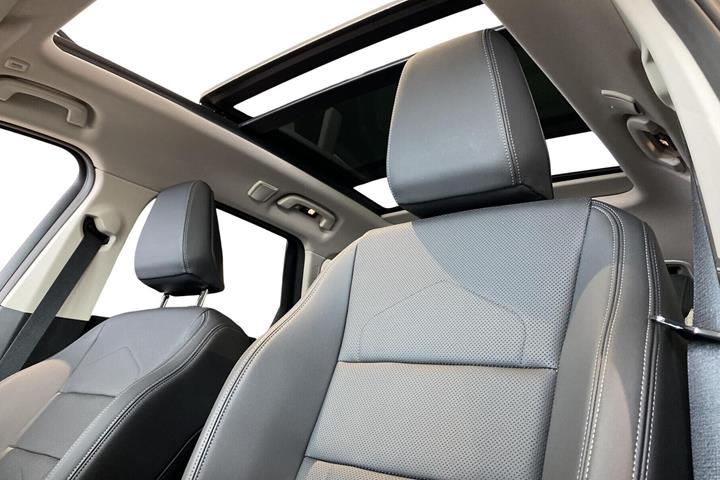 Sort BMW iX1 fra 2025