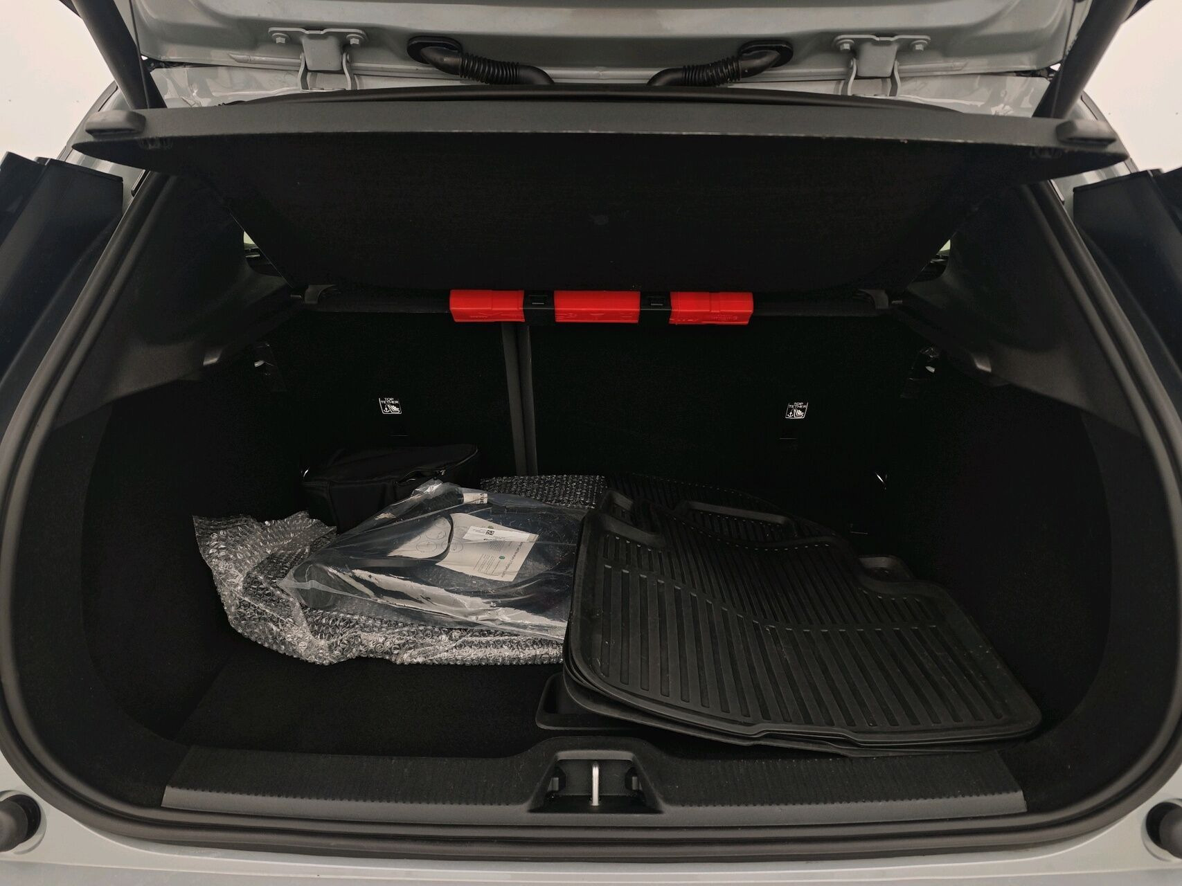 Grå Volvo EX30 fra 2024