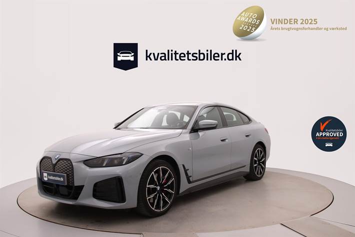 Grå BMW i4 fra 2025