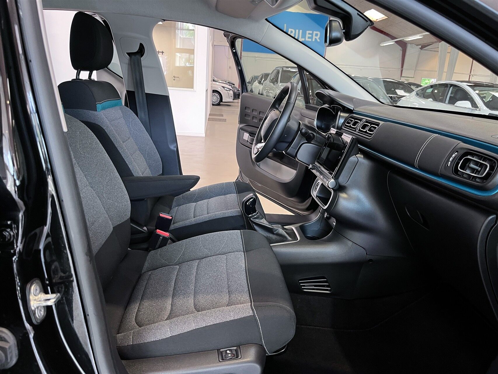 Sort Citroën C3 fra 2023