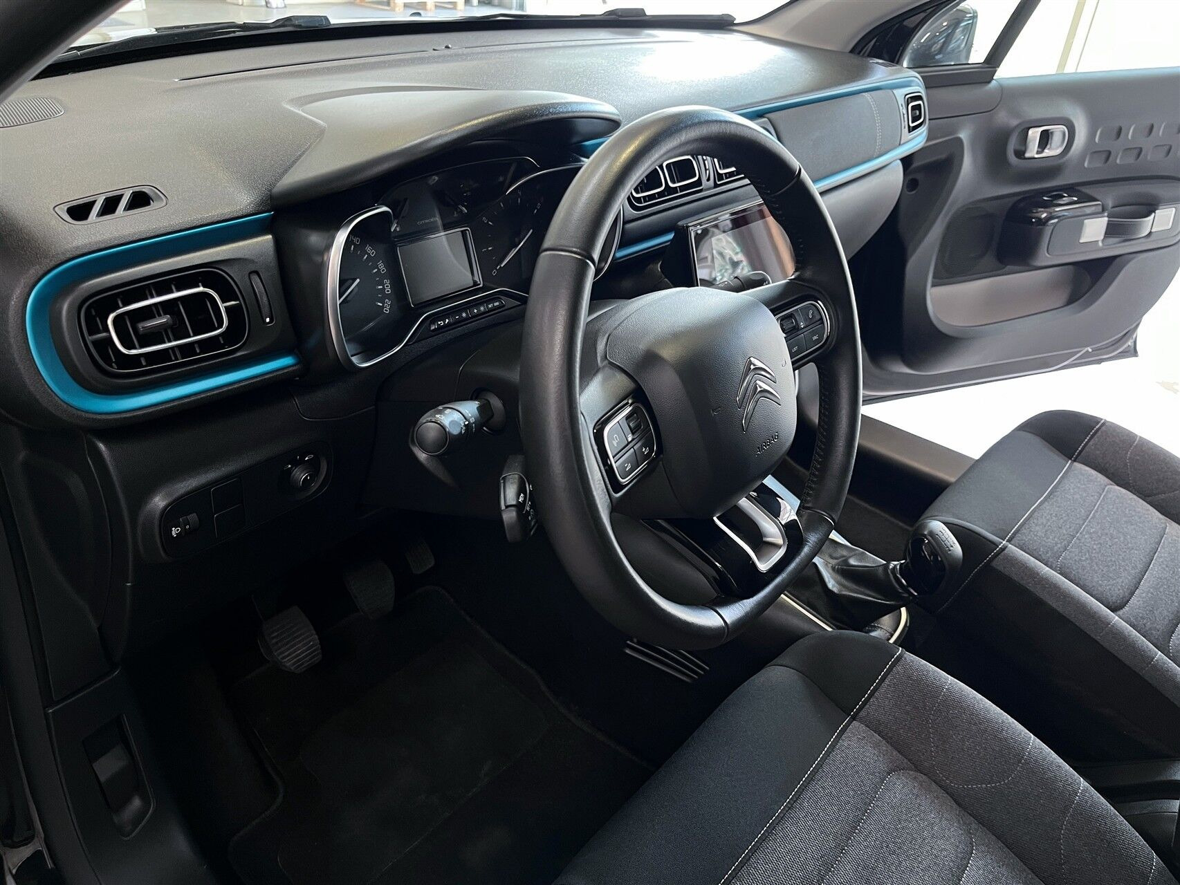 Sort Citroën C3 fra 2023