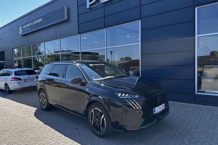 Sort Peugeot Peugeot fra 2025 set udefra
