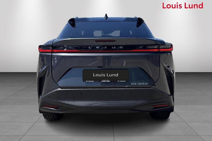 Grå Lexus RZ fra 2026