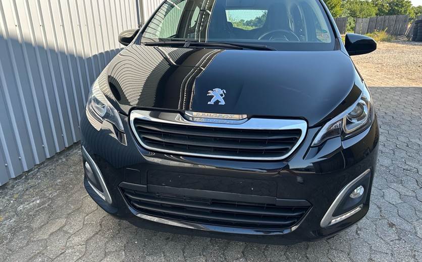 Peugeot 108 1,0 e-Vti Infinity 72HK 5d