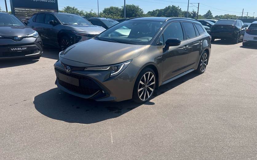Toyota Corolla 2,0 Touring Sports Hybrid H3 Business Premium E-CVT 180HK Stc 6g Aut.