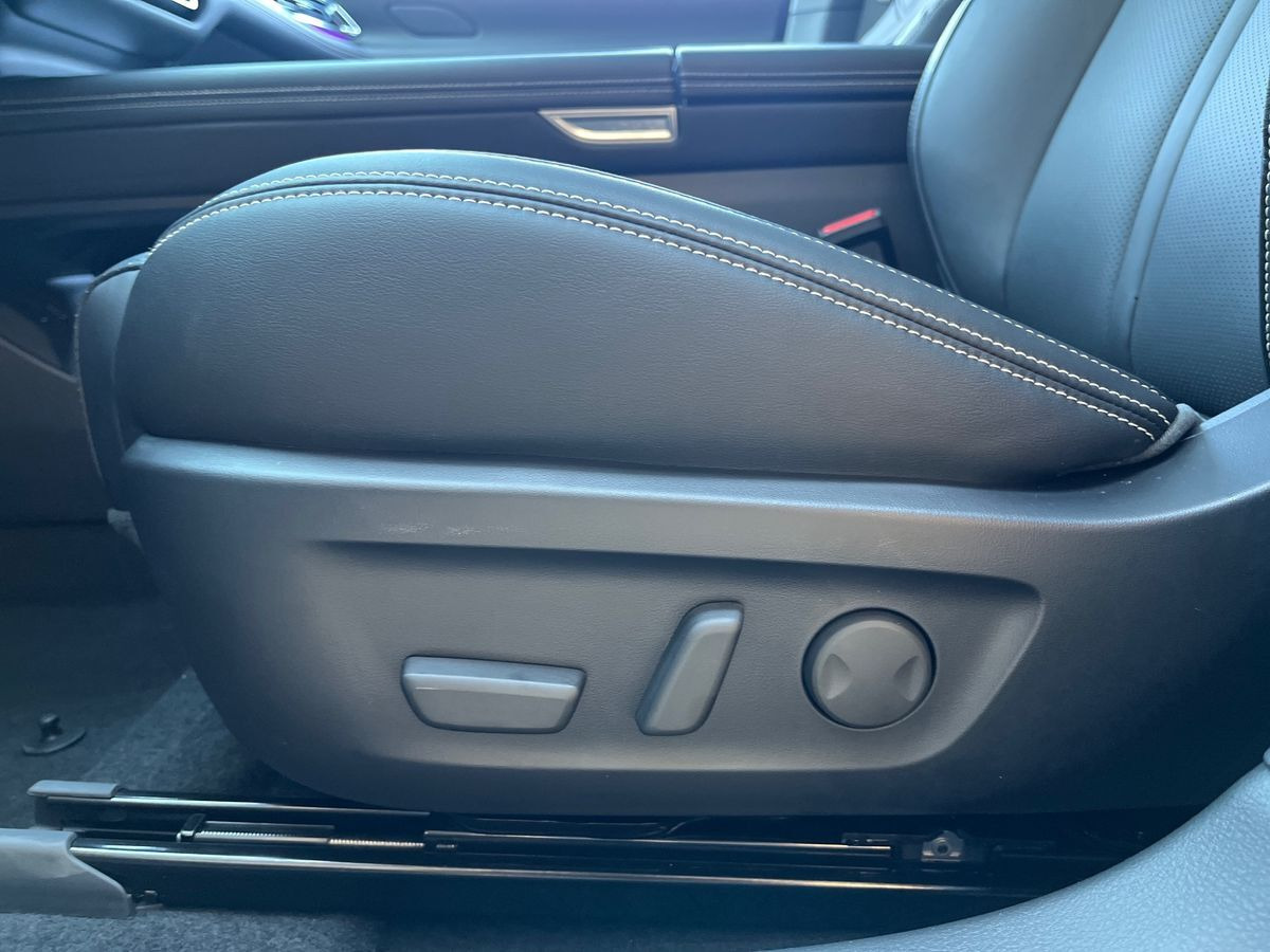 Hvid Mazda 6e fra 2026