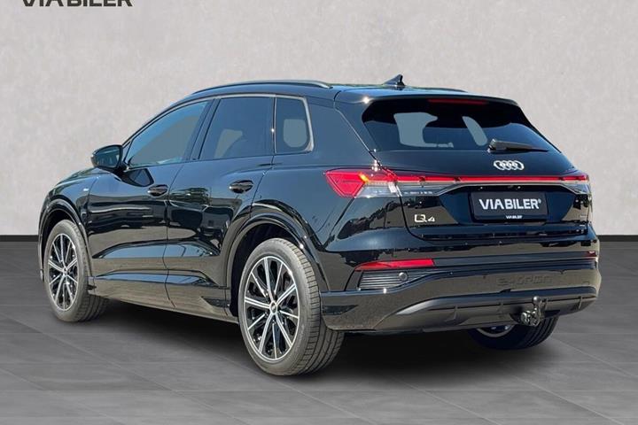 Sort Audi Q4 fra 2026